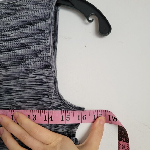 Athleta Ruched Heather Gray Fastest Track Racerback Workout Tank Top Sz Medium - Picture 7 of 9